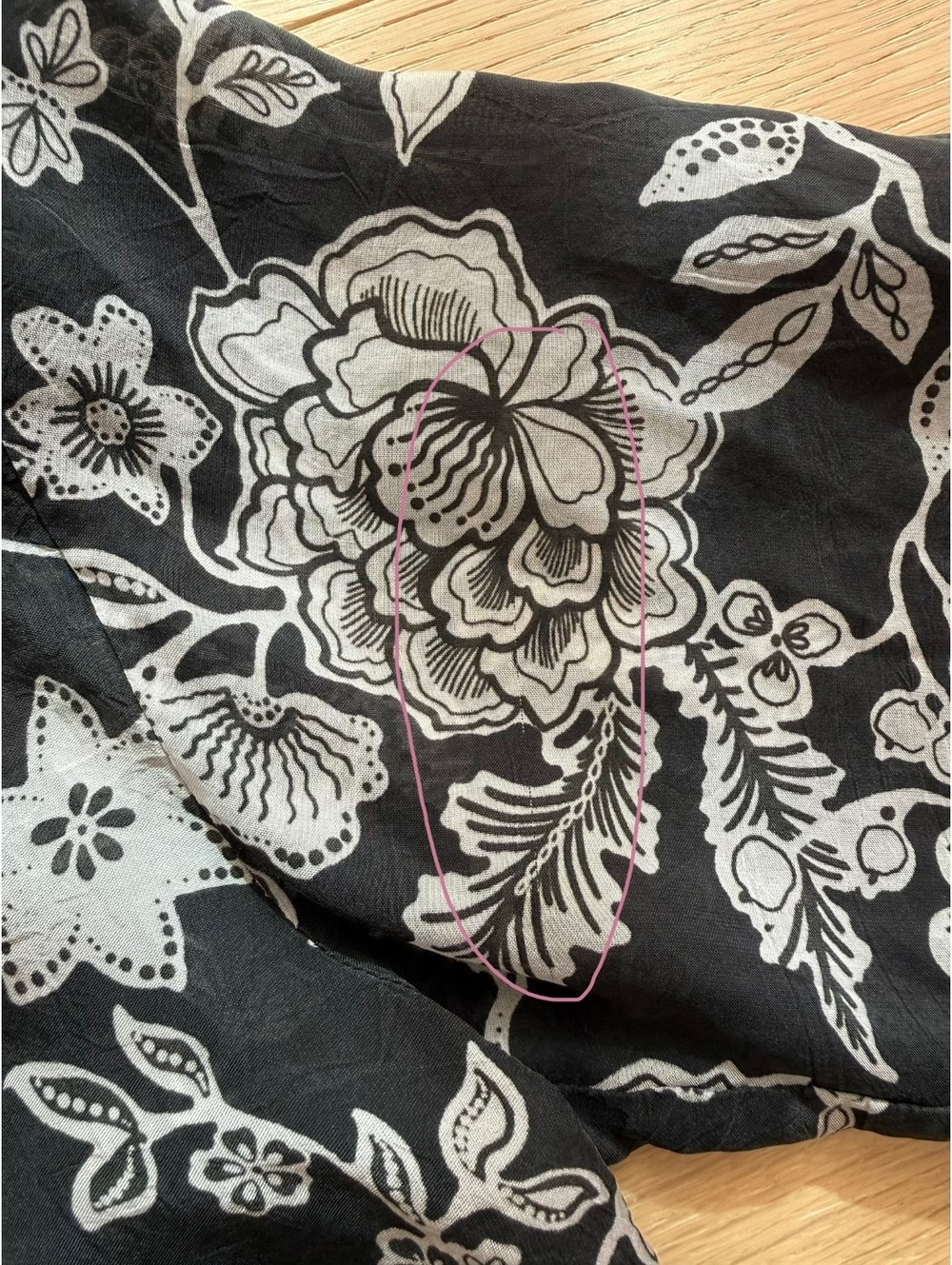 Johnny Was Edina Floral Blouse XS Black Pink 100% Rayon Modified Sleeves - Picture 6 of 10